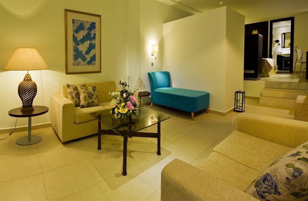 Oceanis Beach & Spa Resort 帕萨里迪 外观 照片