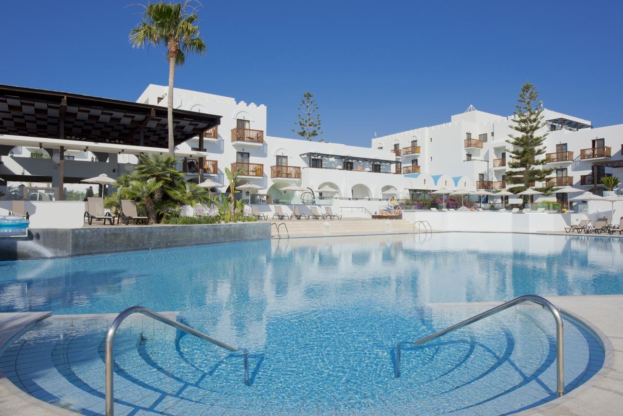 Oceanis Beach & Spa Resort 帕萨里迪 外观 照片